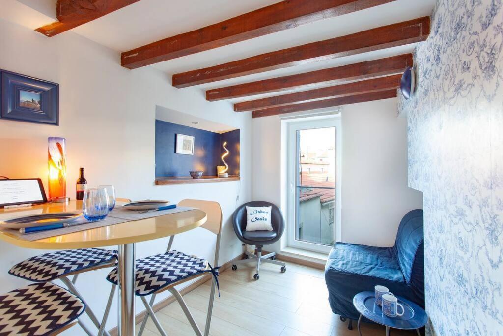 Mouraria 3 - Historic Duplex Apartment Lisbon Bagian luar foto
