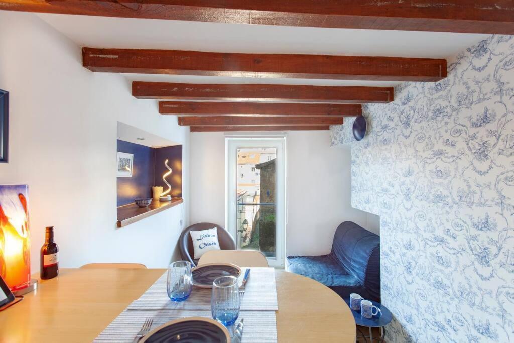 Mouraria 3 - Historic Duplex Apartment Lisbon Bagian luar foto
